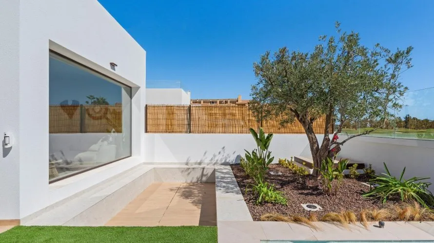 Villa de 3 dormitorios en Los Alcázares, Spain No. 636 № 25