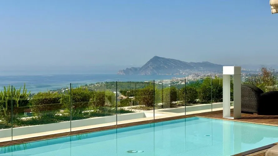 Villa de 4 dormitorios en Altea, Spain No. 567 № 18