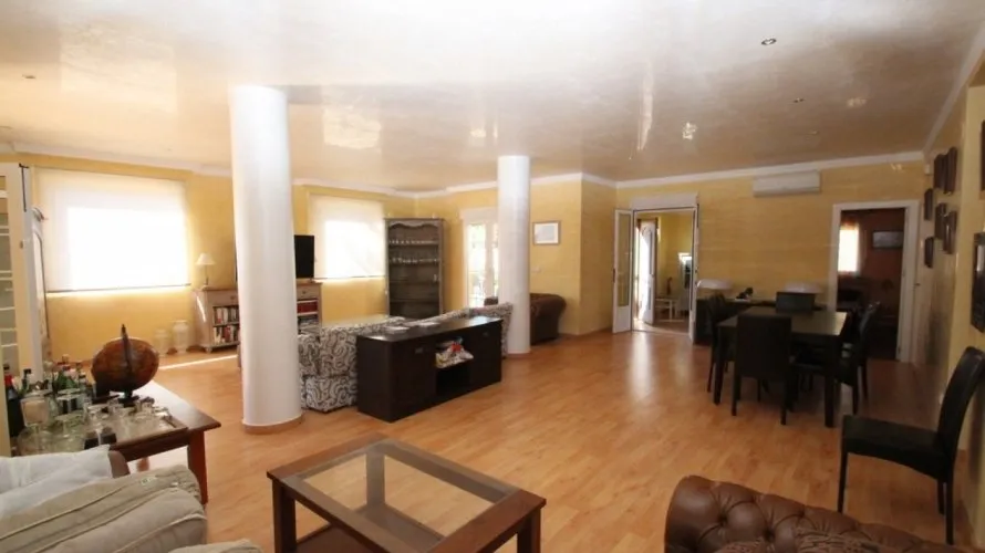 Villa de 5 dormitorios en Cabo Roig, Spain No. 554 № 23