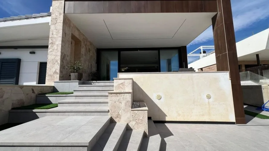Villa de 5 dormitorios en La Mata, Spain No. 574 № 27