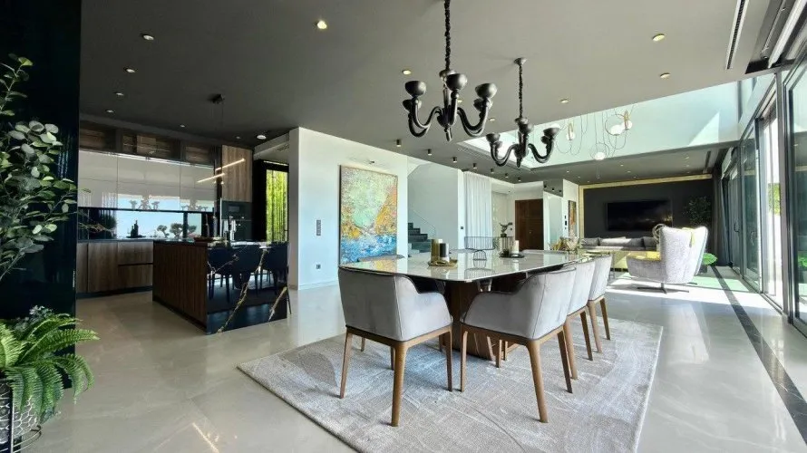 Villa de 890m² en Benidorm, Spain No. 637 № 10