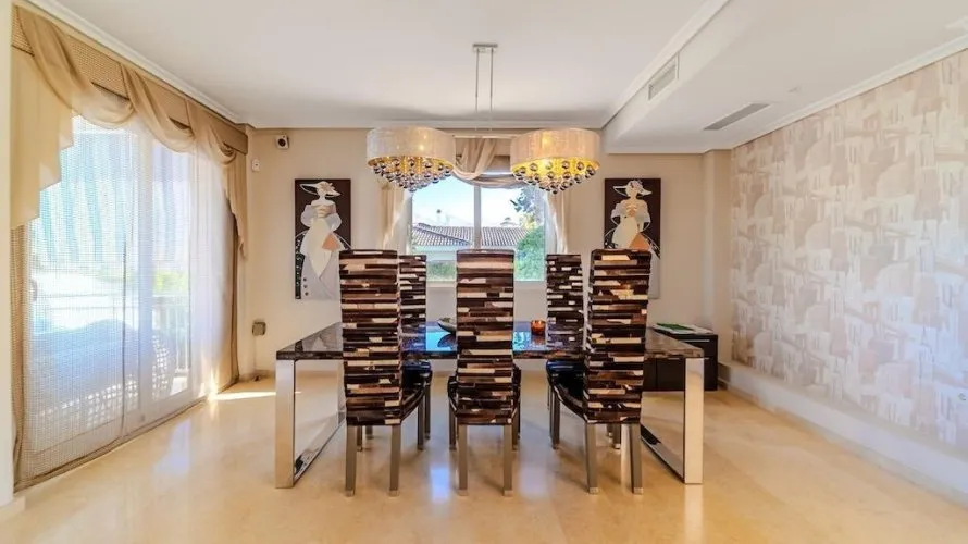 Villa de 5 dormitorios en Torrevieja, Spain No. 611 № 20