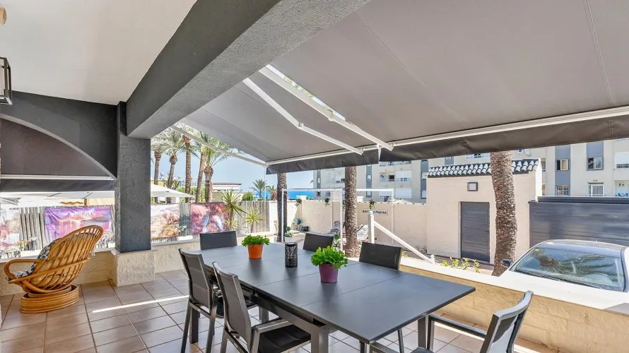 Villa de 4 dormitorios en Torrevieja, Spain No. 639 № 5