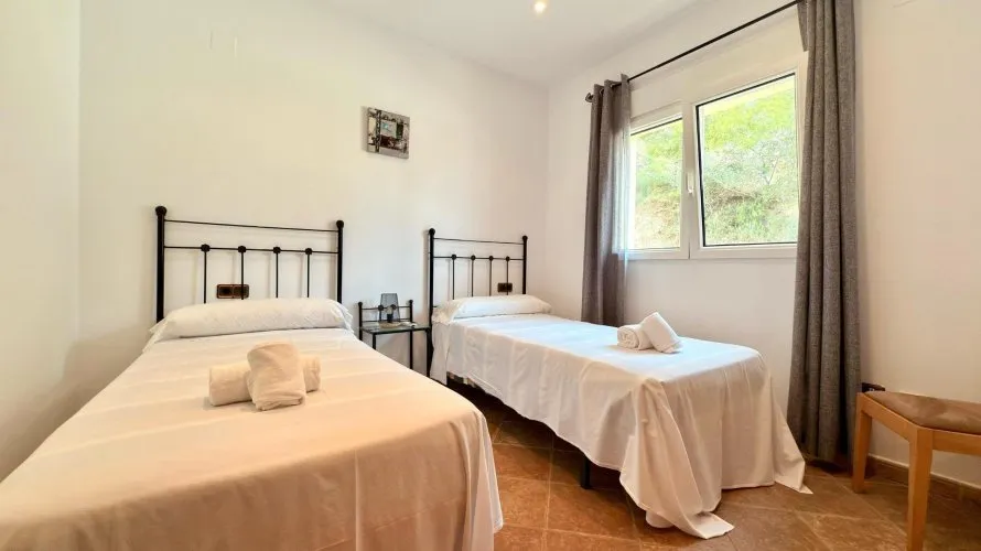 Villa de 5 dormitorios en Calpe, Spain No. 596 № 3