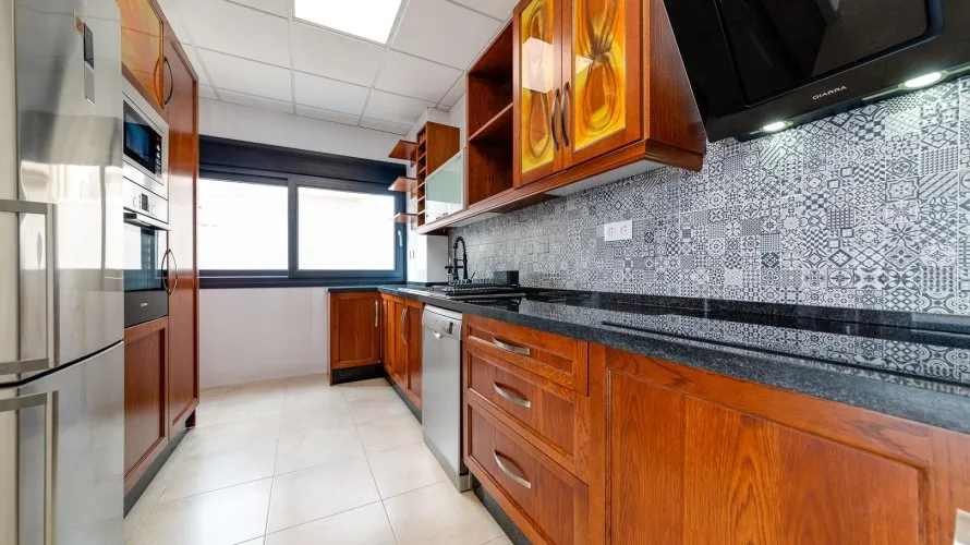 Villa de 210m² en Torrevieja, Spain No. 607 № 2