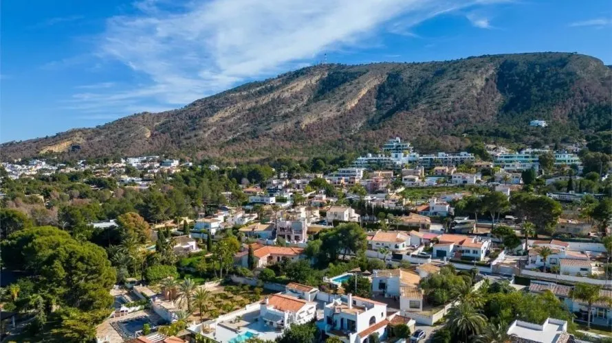 Villa de 4 dormitorios en L'Alfàs del Pi, Spain No. 629 № 9