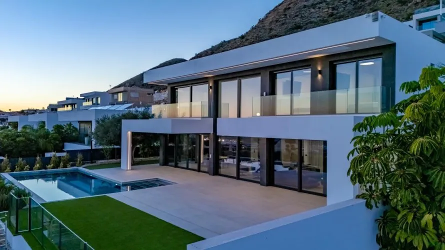 Villa de 7 dormitorios en Finestrat, Spain No. 599 № 6