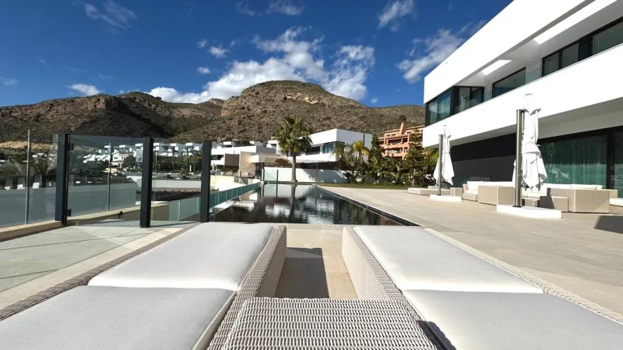 Villa de 691m² en Finestrat, Spain No. 604