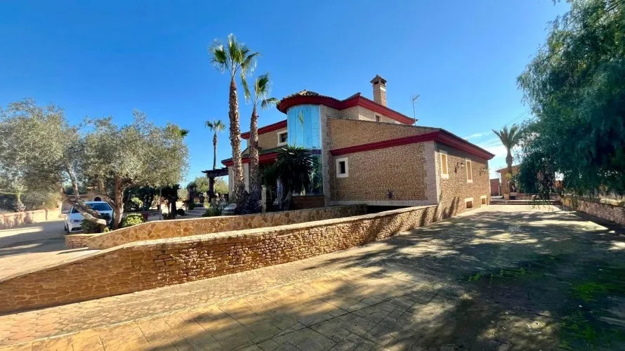 Сasa de 4 dormitorios en Rojales, Spain No. 580 № 26