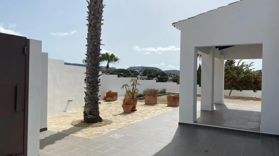 Villa de 4 dormitorios en Moraira, Spain No. 615 № 17