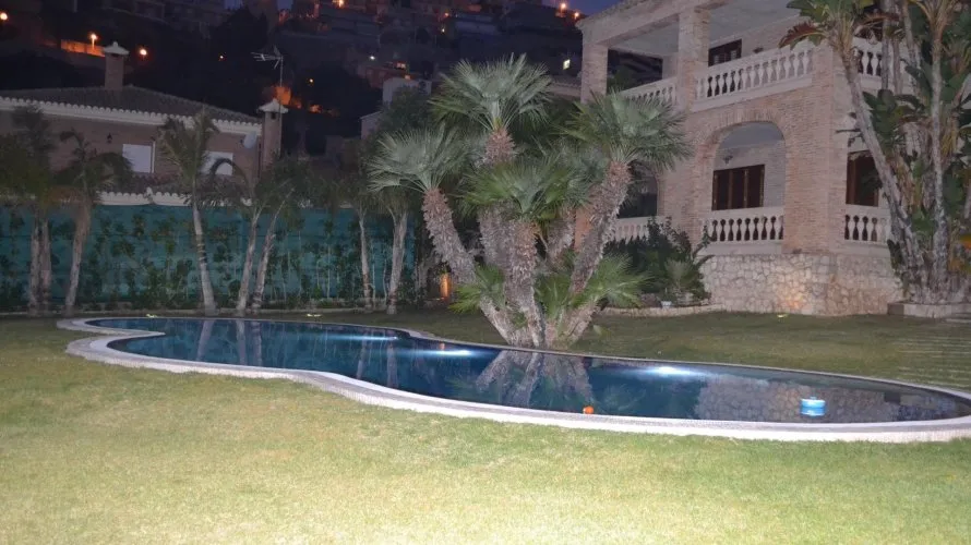 Сasa de 640m² en Cullera, Spain No. 539 № 1