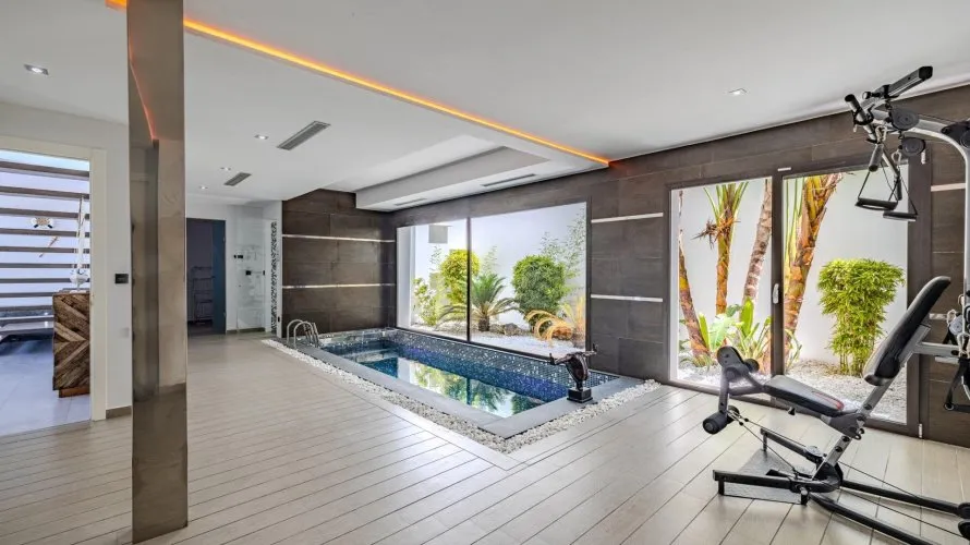 Villa de 5 dormitorios en Jávea, Spain No. 565 № 9