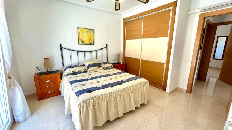 Villa de 5 dormitorios en Rojales, España No. 683 № 12