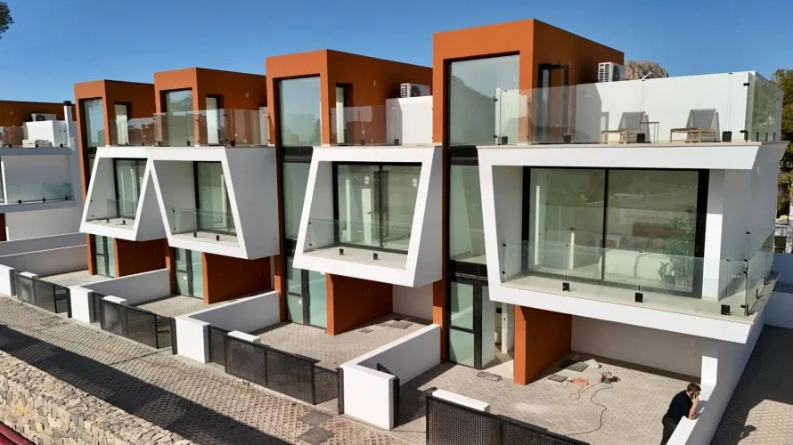 Сasa de 3 dormitorios en Calpe, Spain No. 533