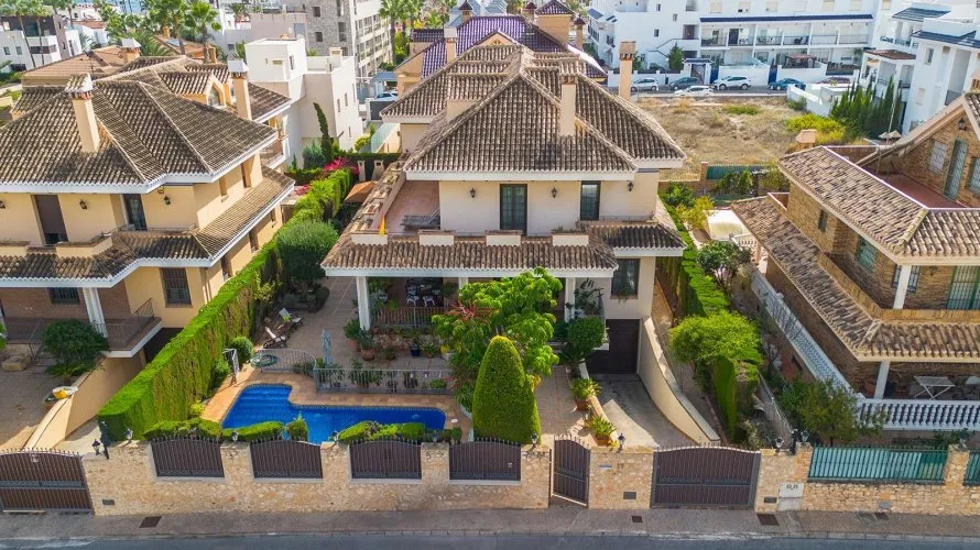 Villa de 6 dormitorios en La Veleta, España No. 660