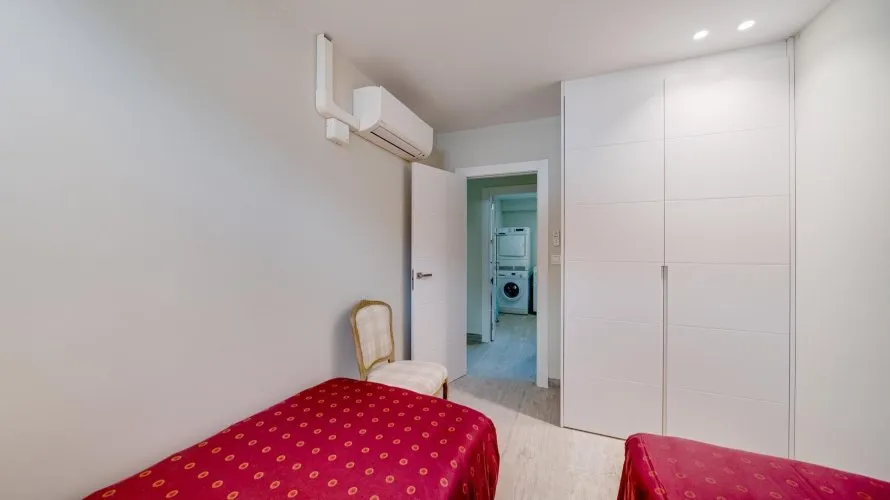 Villa de 5 dormitorios en Finestrat, Spain No. 520 № 2