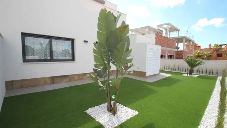 Villa de 3 dormitorios en San Miguel de Salinas, Spain No. 479 № 3