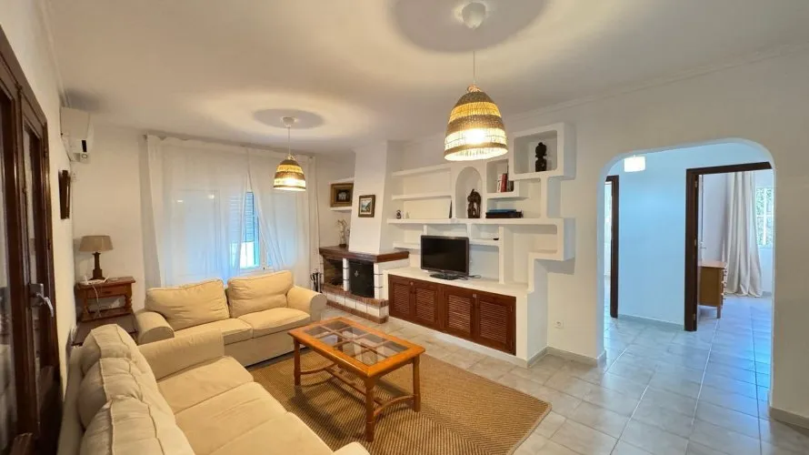 Villa de 3 dormitorios en Cabo Roig, España No. 406 № 4