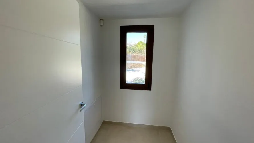 Villa de 4 dormitorios en Altea, Spain No. 464 № 8