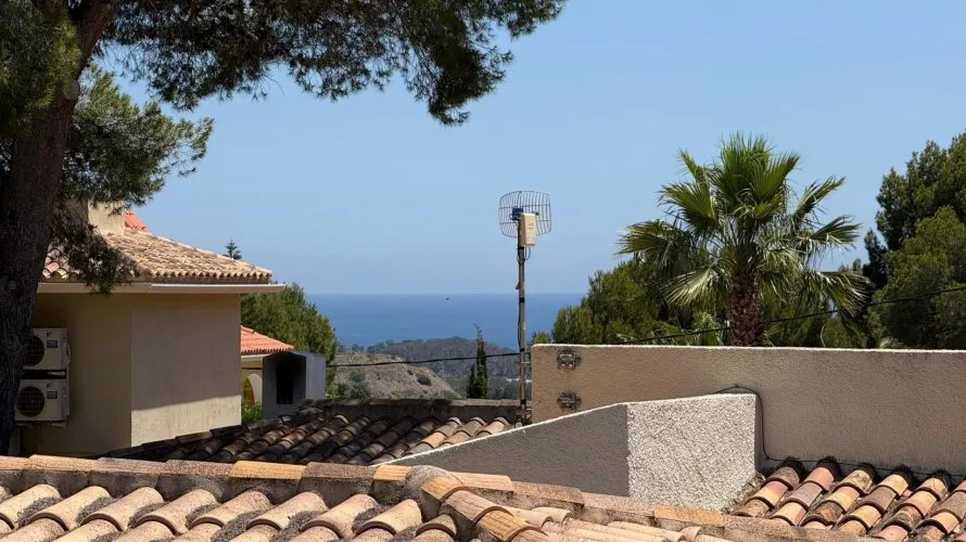 Villa de 4 dormitorios en Altea La Vella, Spain No. 418 № 8
