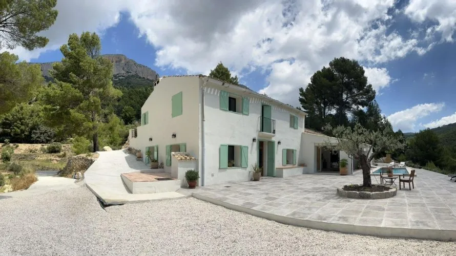 Villa de 3 dormitorios en Sella, España No. 701 № 13