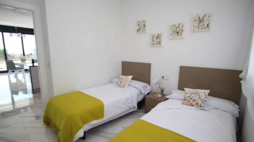 Villa de 168m² en Campoamor, Spain No. 433 № 11
