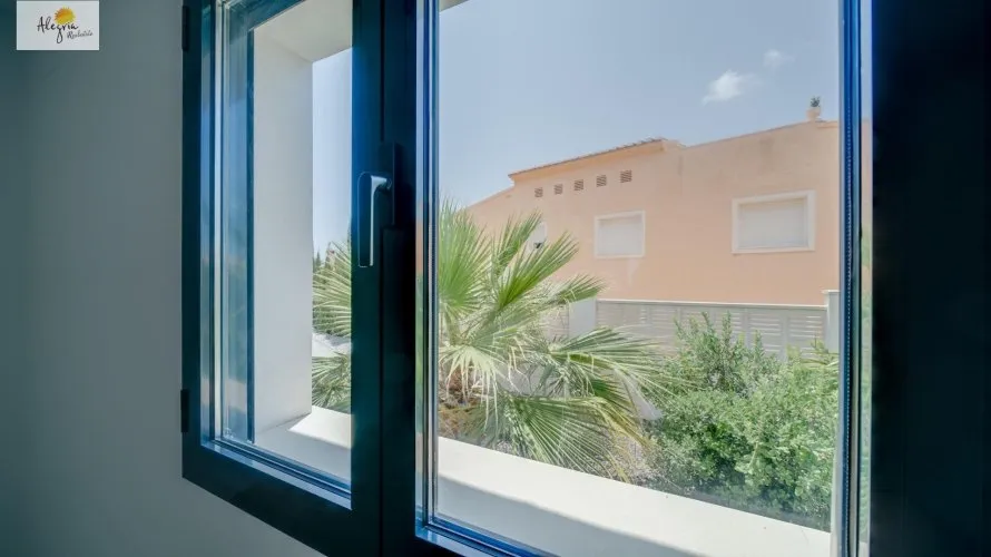 Villa de 5 dormitorios en Calpe, Spain No. 510 № 16