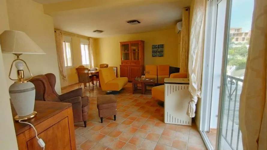 Villa de 8 dormitorios en Maryvilla, Spain No. 493 № 13