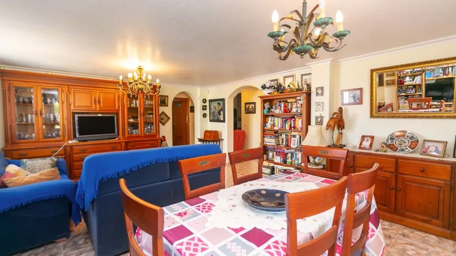 Villa de 158m² en Cabo Roig, España No. 710 № 16