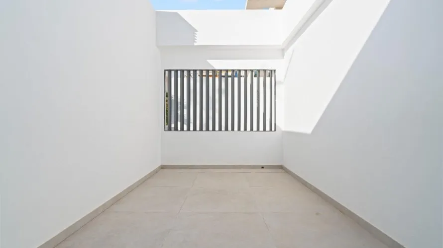 Villa de 3 dormitorios en Benidorm, Spain No. 695 № 9