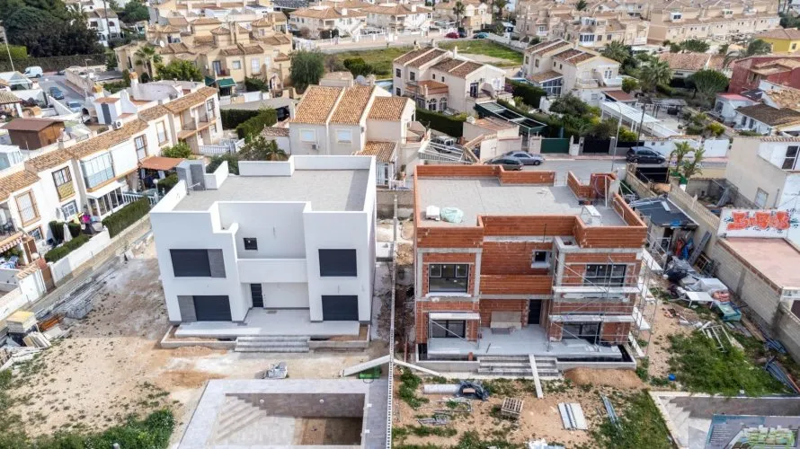 Villa de 3 dormitorios en Torrevieja, Spain No. 494 № 19