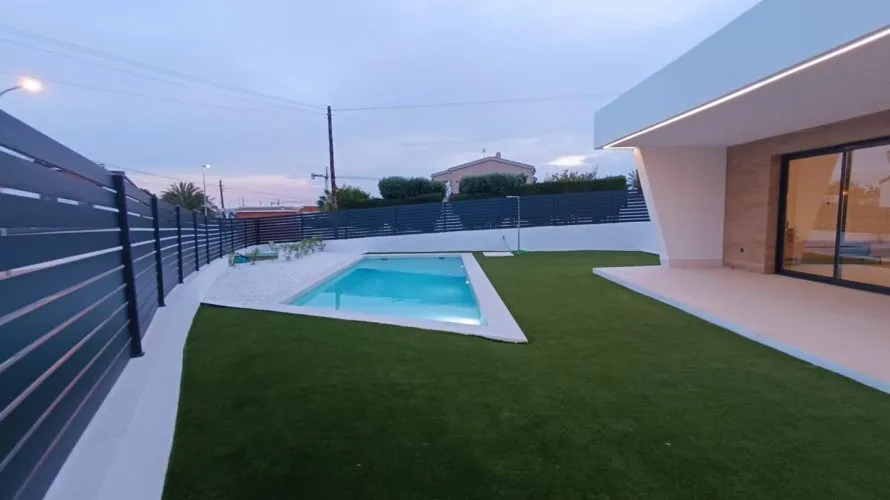 Villa de 3 dormitorios en Ciudad Quesada, Spain No. 413 № 16