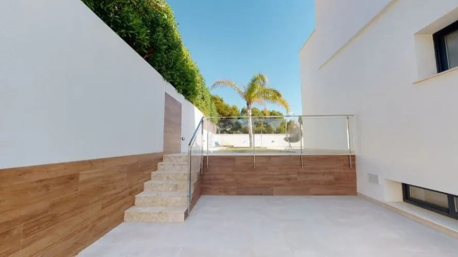 Villa de 3 dormitorios en La Nucia, Spain No. 478 № 2