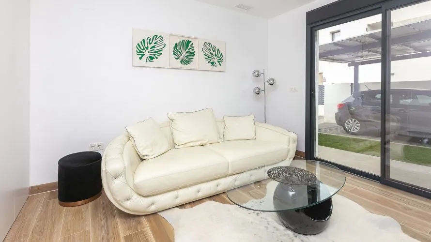 Villa de 120m² en Los Montesinos, Spain No. 697 № 19