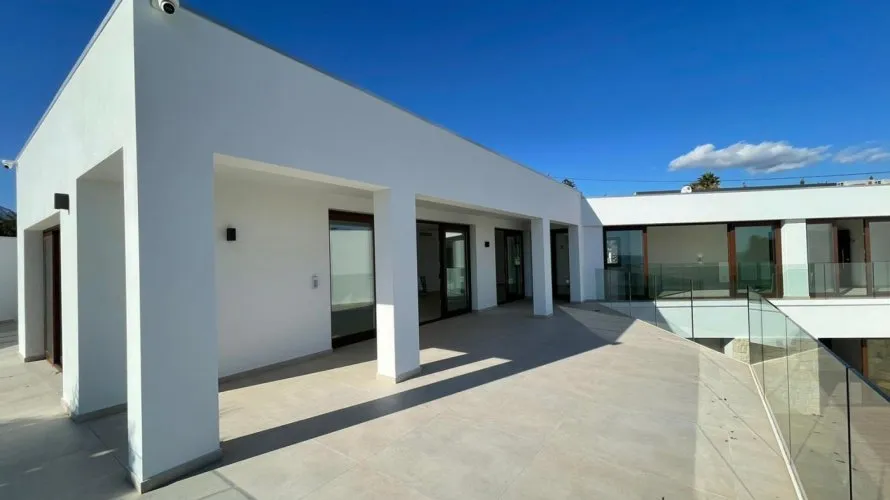 Villa de 4 dormitorios en Altea, Spain No. 464 № 21