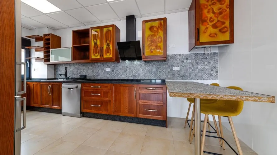 Villa de 4 dormitorios en Torrevieja, Spain No. 522 № 3