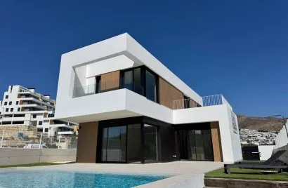 Villa de 3 dormitorios en Finestrat, Spain No. 666