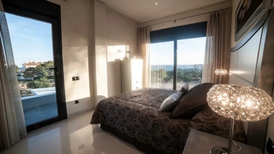 Villa de 157m² en La Zenia, Spain No. 436 № 2