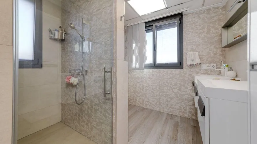 Villa de 461m² en Torrevieja, España No. 652 № 8