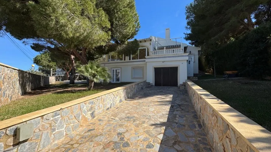 Villa de 3 dormitorios en Cabo Roig, España No. 406 № 23