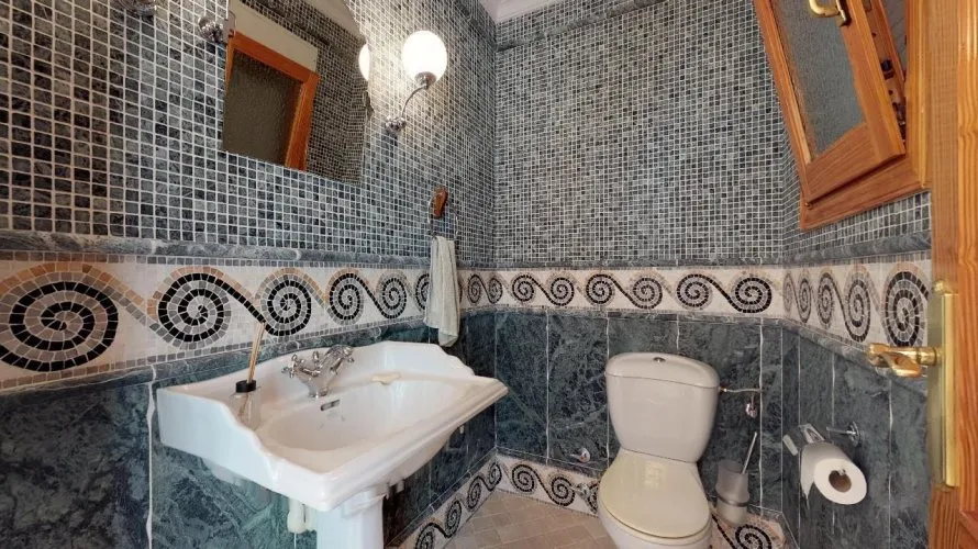Villa de 7 dormitorios en Maryvilla, Spain No. 486 № 1