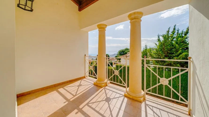 Villa de 4 dormitorios en Finestrat, Spain No. 427 № 5