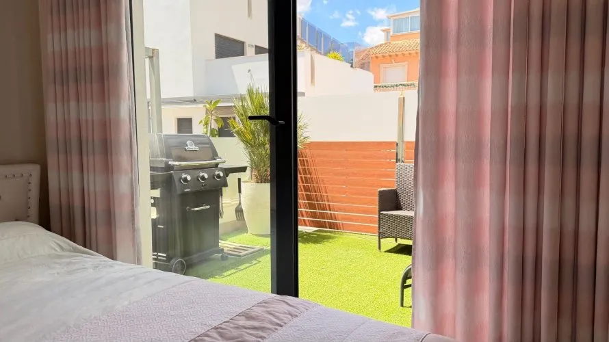 Villa de 5 dormitorios en Torrevieja, España No. 707 № 18