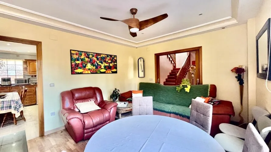 Villa de 4 dormitorios en Torrevieja, Spain No. 424 № 16