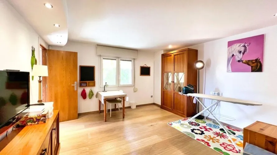 Villa de 6 dormitorios en Benidorm, Spain No. 432 № 4