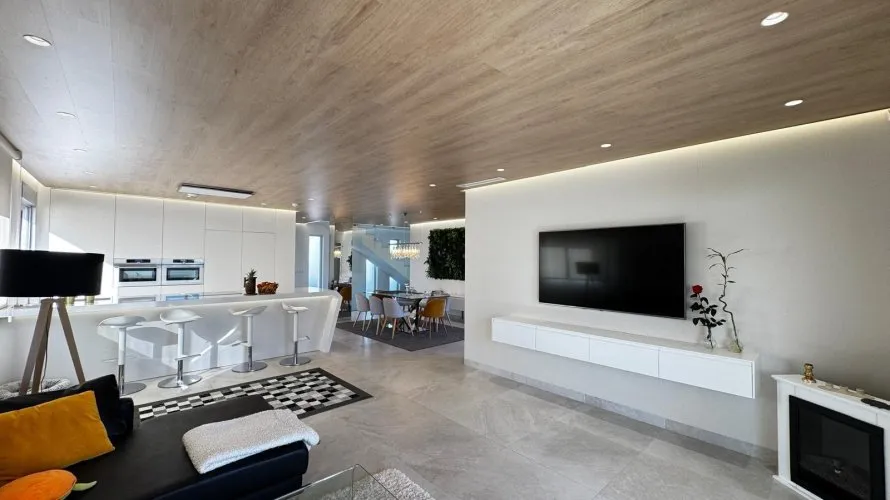Villa de 4 dormitorios en Campoamor, España No. 747 № 21
