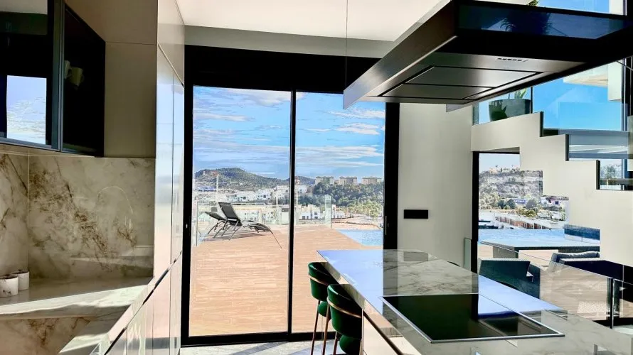Villa de 3 dormitorios en Finestrat, España No. 724 № 15