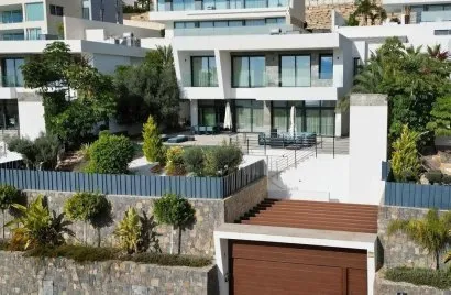 Villa de 5 dormitorios en Finestrat, España No. 716
