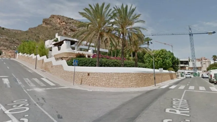 Villa de 5 dormitorios en Finestrat, España No. 727 № 6