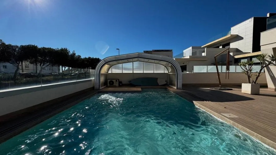 Villa de 4 dormitorios en Campoamor, España No. 747 № 26